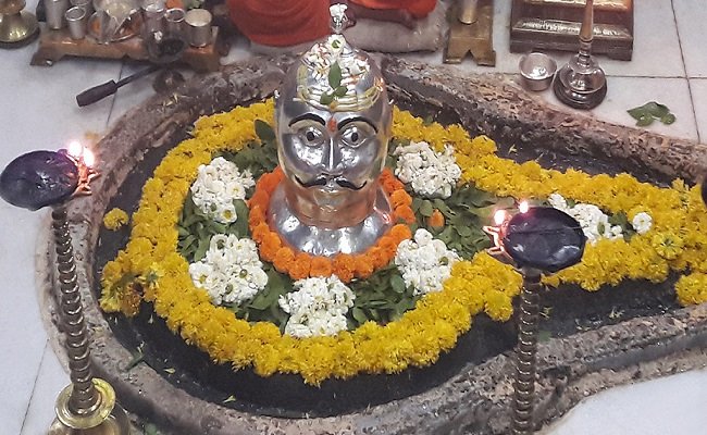 श्री त्र्यंबकेश्वर मंदिर