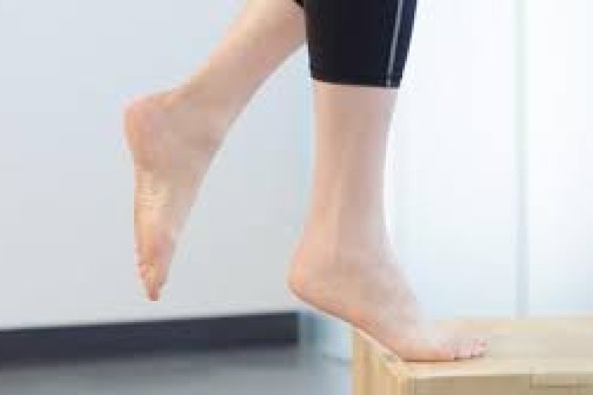 थकान हो रही है करें पैर के पंजों की ये 5 आसान एक्सरसाइज