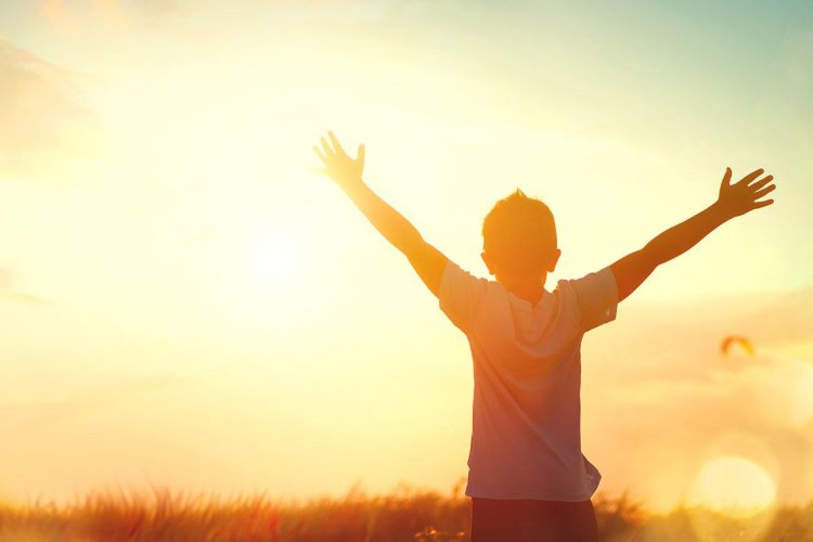 सर्दी में भरपूर लीजिए गुनगुनी धूप — होंगे ये 5 गजब के फायदे