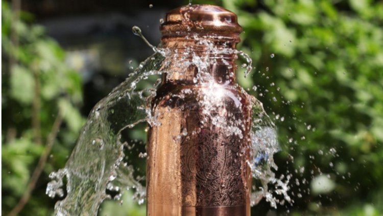 फायदे के लिए पी रहे हैं तांबे के बर्तन में पानी? नुकसान भी जान लीजिए